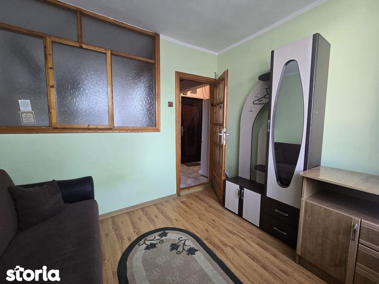 Apartament cu 2 camere în Micro 19