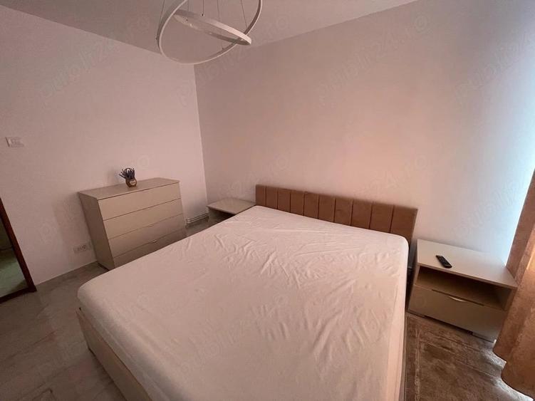 Apartament cu 2 camere decomandat în Exterior Vest