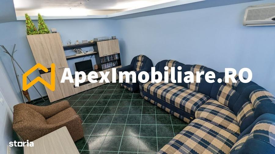 Apartament cu 3 camere decomandat în Berceni
