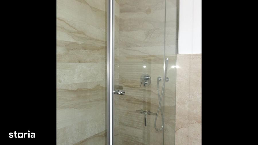Apartament cu 3 camere în Gruia