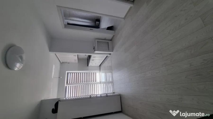 Vand apartament 2 camere central - 10