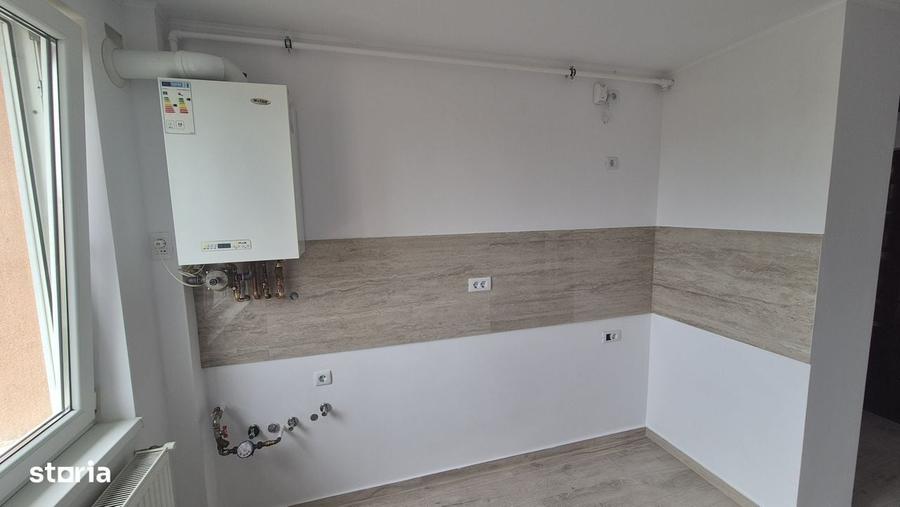 Apartament cu 3 camere în Micro 1