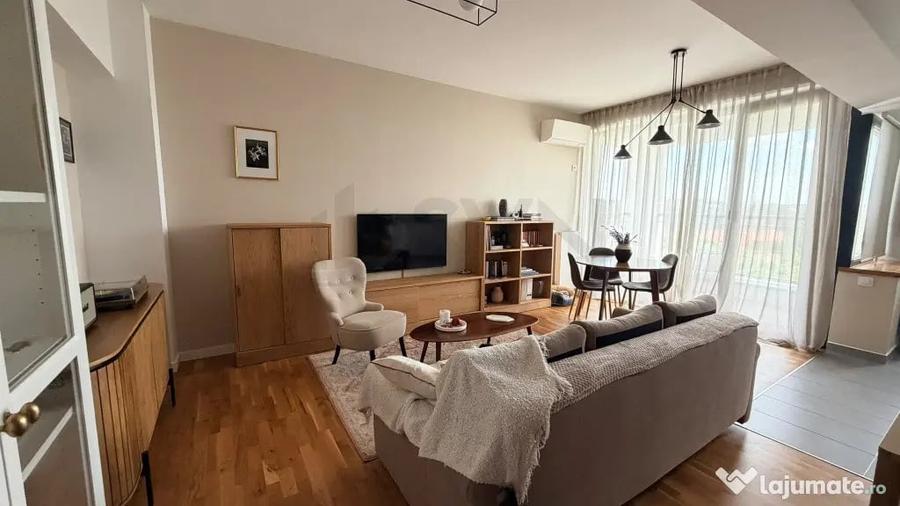 Apartament cu 2 camere decomandat în Central