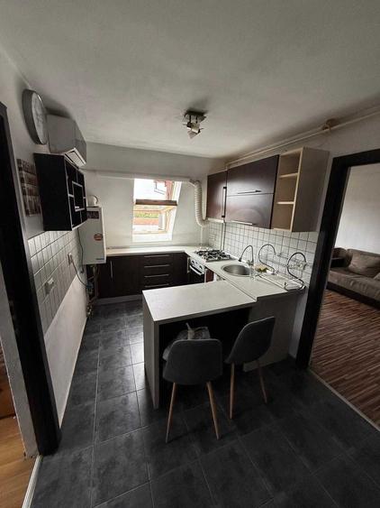 Apartament cu 2 camere decomandat în Torontalului