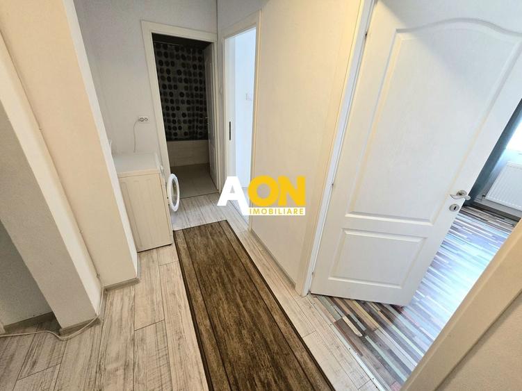 Apartament cu 4 camere decomandat, mobilat în Cetate