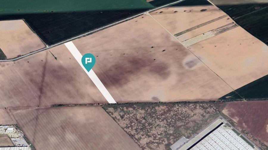 Teren intravilan agricol de vanzare pe A1 la km 23 - 3