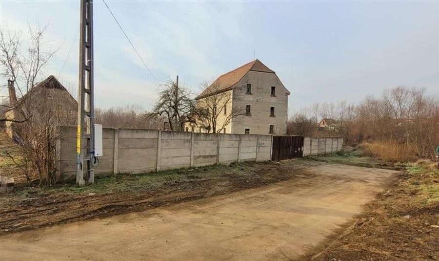 Teren Construcții intravilan de 2367 mp, în Apoldu de Jos