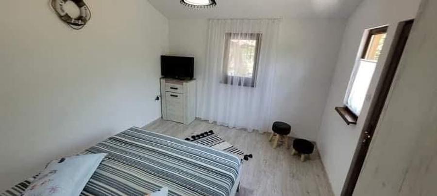 Casă cu 3 camere cu Teren 2700 Mp în Victoria