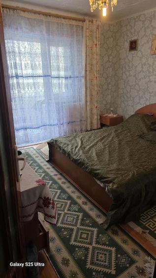 Apartament cu 3 camere decomandat în Horia