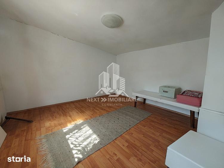 Casa batraneasca, Teren 1.183 mp, deschidere 22,37 ml - 4