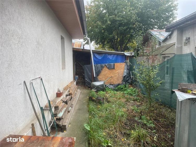 Casă cu 2 camere decomandat în Podei