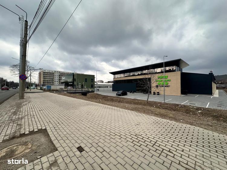 Spațiu comercial, de 150 mp, în Bucium