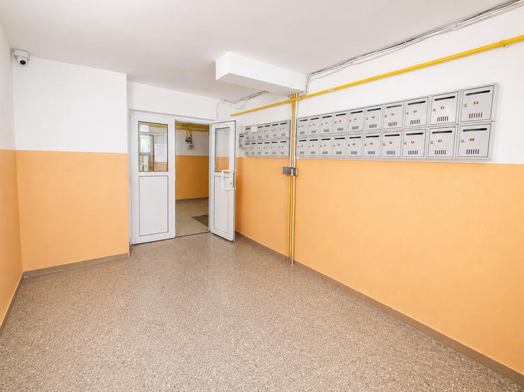 Garsonieră decomandată în Mazepa 1