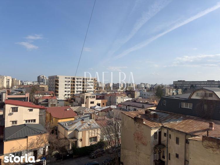 Apartament cu 2 camere decomandat, mobilat în Decebal
