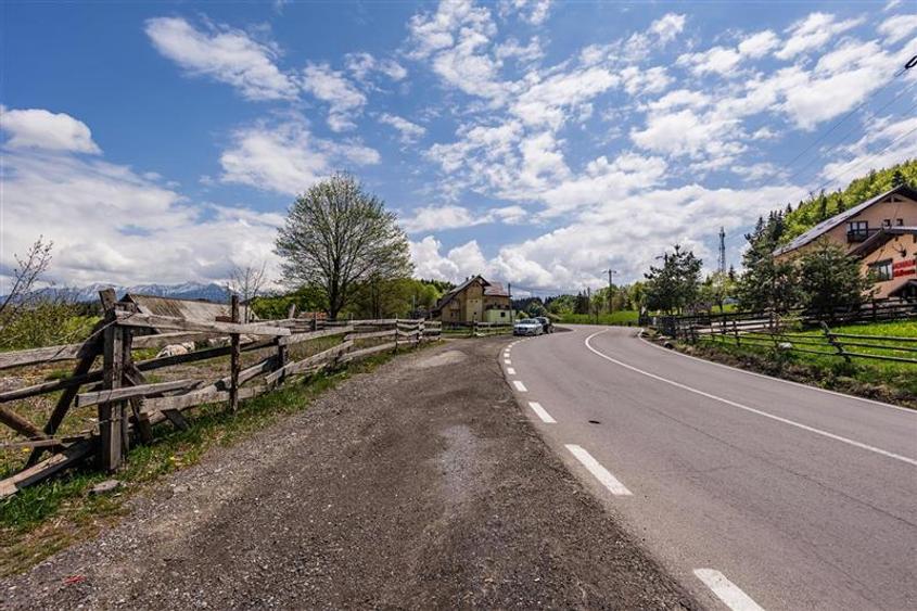 Spațiu comercial, de 400 mp, în Bran