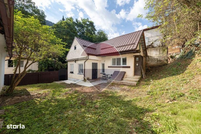 Casă cu 2 camere cu Teren 191 Mp în Schei