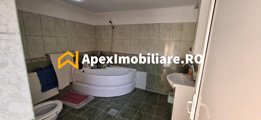 Casă individuală cu 4 camere cu Canalizare în Măgurele