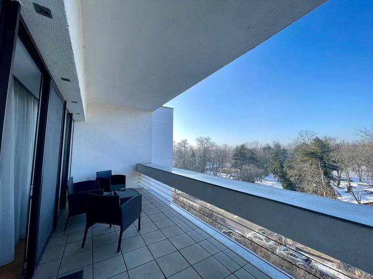 Apartament cu 4 camere în Șoseaua Nordului
