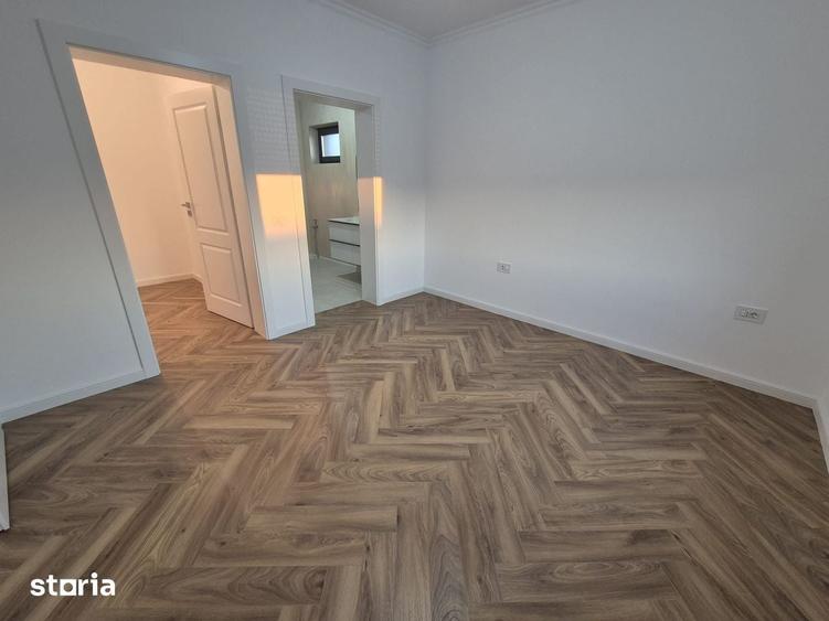 Casă cu 4 camere cu Teren 455 Mp în Central