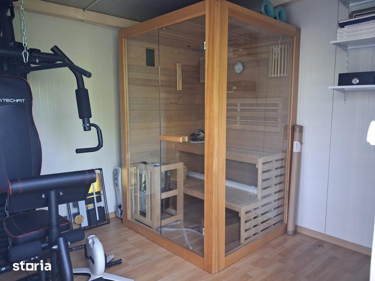 Casă cu 8 camere cu Teren 1425 Mp în Grădiștea