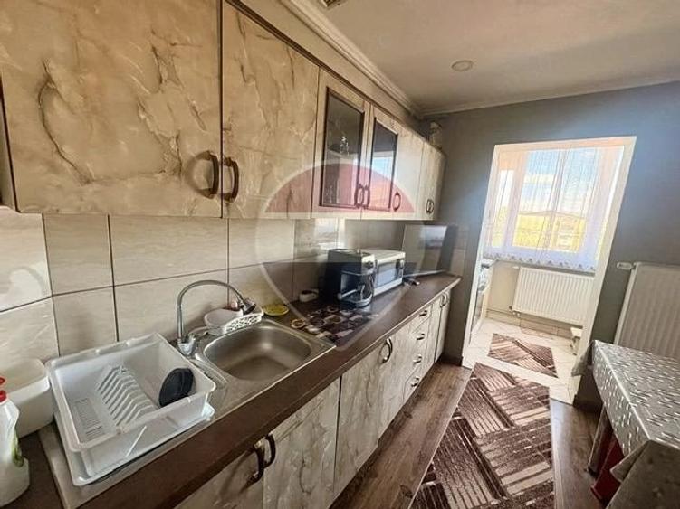 Apartament cu 3 camere decomandat în Central