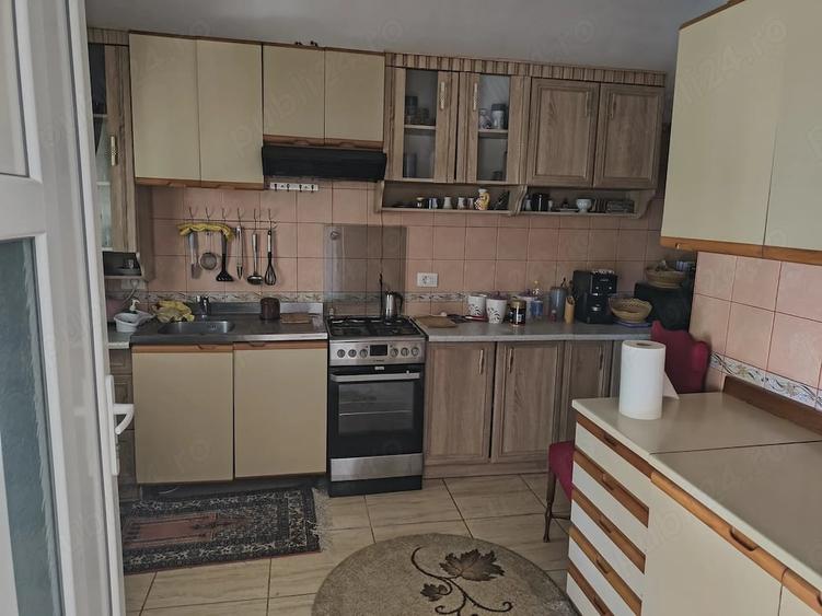Casă cu 3 camere cu Teren 4800 Mp în Mărășeni