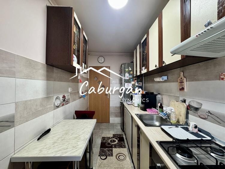 Apartament cu 2 camere decomandat în Vasile Aaron