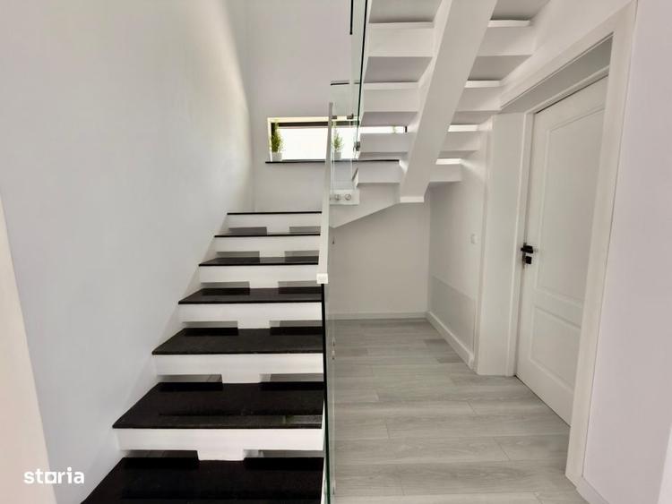 Casă cu 4 camere cu Teren 301 Mp în Central