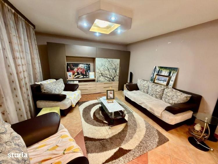 Casă cu 4 camere cu Teren 626 Mp în Brestei