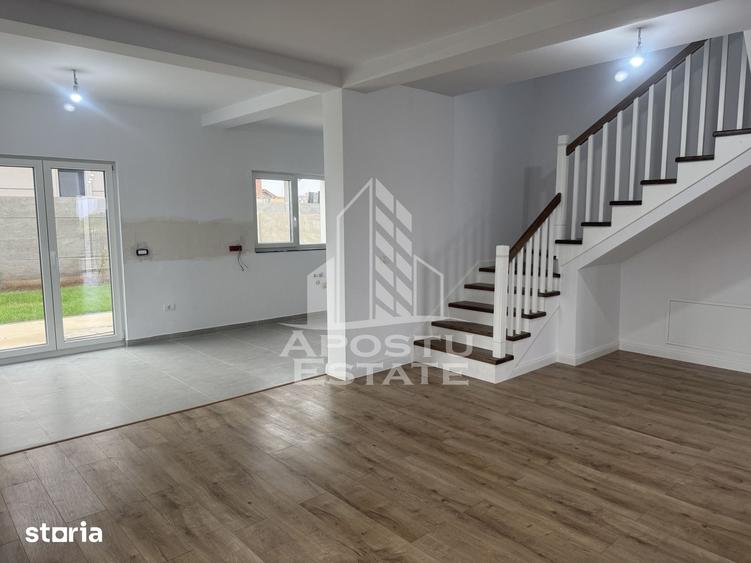Casă cu 5 camere cu Teren 350 Mp în Giarmata