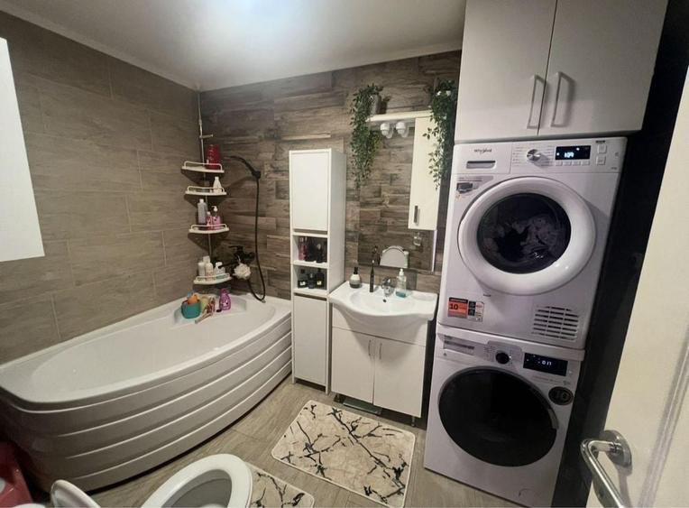 Apartament cu 3 camere în Spitalul Județean