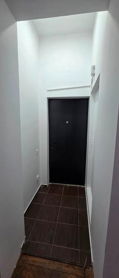 Apartament cu 4 camere semidecomandat în Iancului