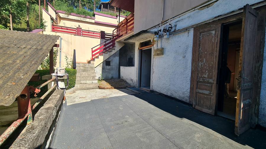 Apartament la casa de renovat  | 3 camere | 88 mp util | 2 terase - 4