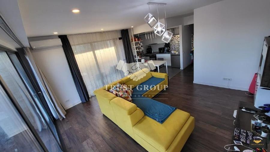 Apartament cu 3 camere decomandat, mobilat în Victoriei