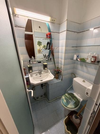 Apartament cu 3 camere decomandat în Bere