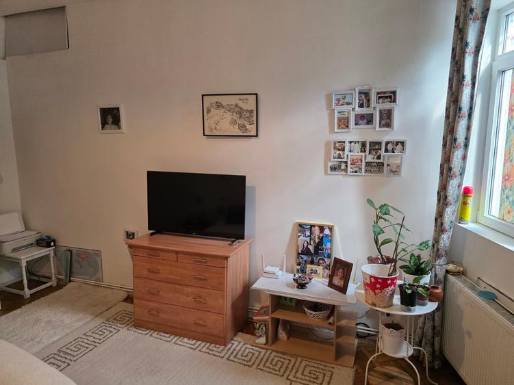 Apartament cu 2 camere semidecomandat, mobilat în Ferdinand