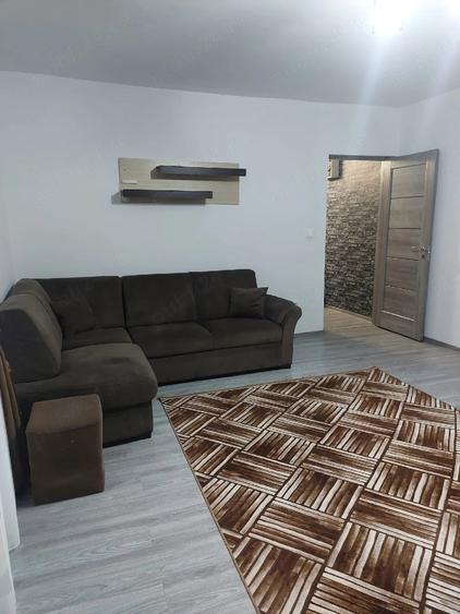 Apartament cu 2 camere decomandat în Exterior Vest