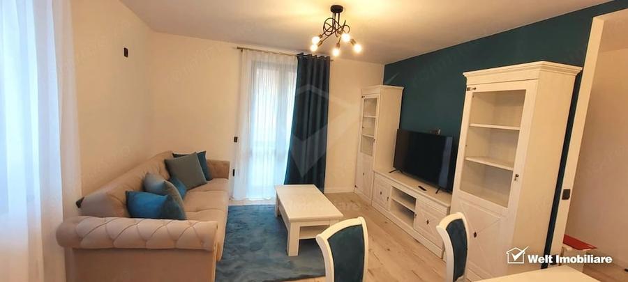 Apartament cu 3 camere decomandat în Zorilor