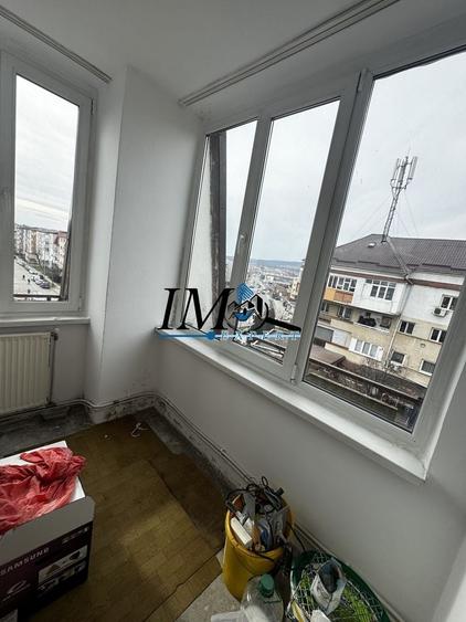 Apartament cu 3 camere decomandat, mobilat în Ampoi 3