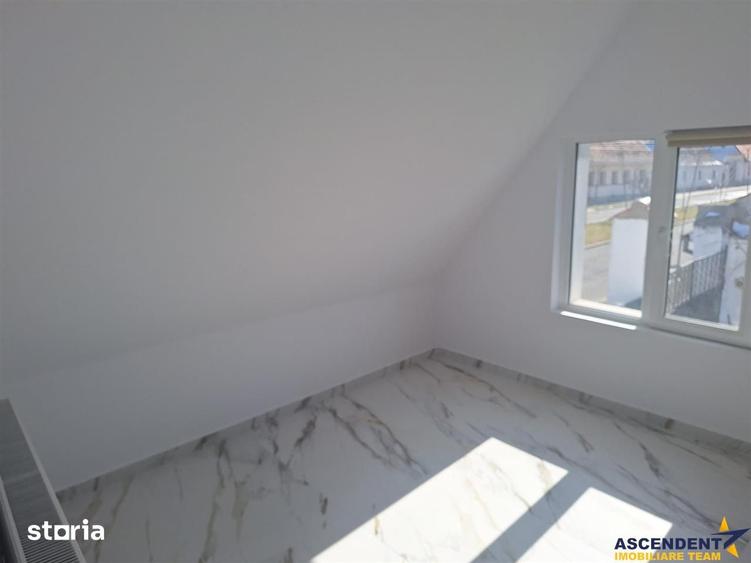 Casă cu 4 camere cu Teren 249 Mp în Central