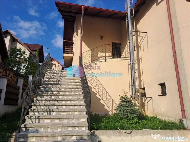 Casă cu 6 camere cu Teren 300 Mp în Burdujeni
