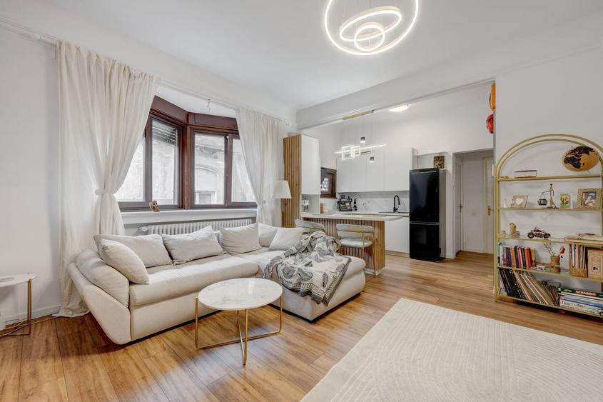 Apartament cu 2 camere semidecomandat, mobilat în Parcul Carol