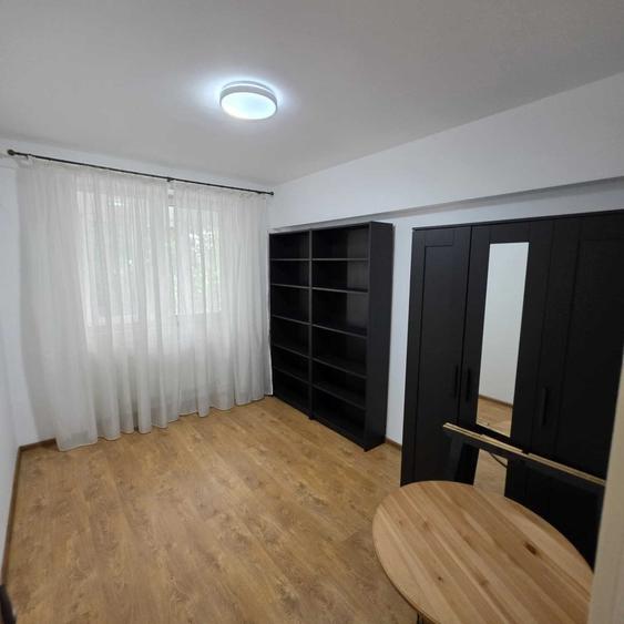 Apartament cu 3 camere decomandat în Pantelimon