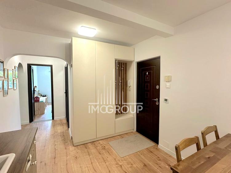 Apartament cu 3 camere decomandat, mobilat în Plopilor
