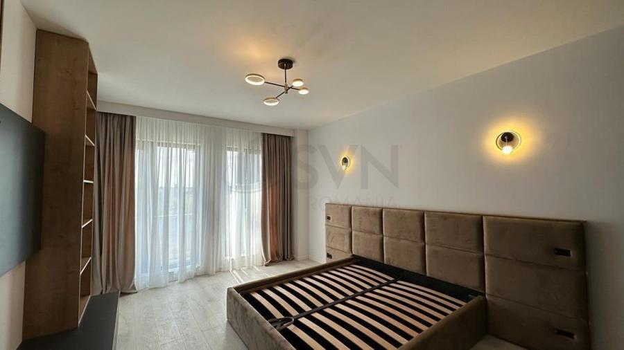 Apartament cu 4 camere decomandat în Sisești