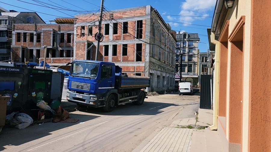 Casă individuală cu 4 camere cu Canalizare în Ultracentral