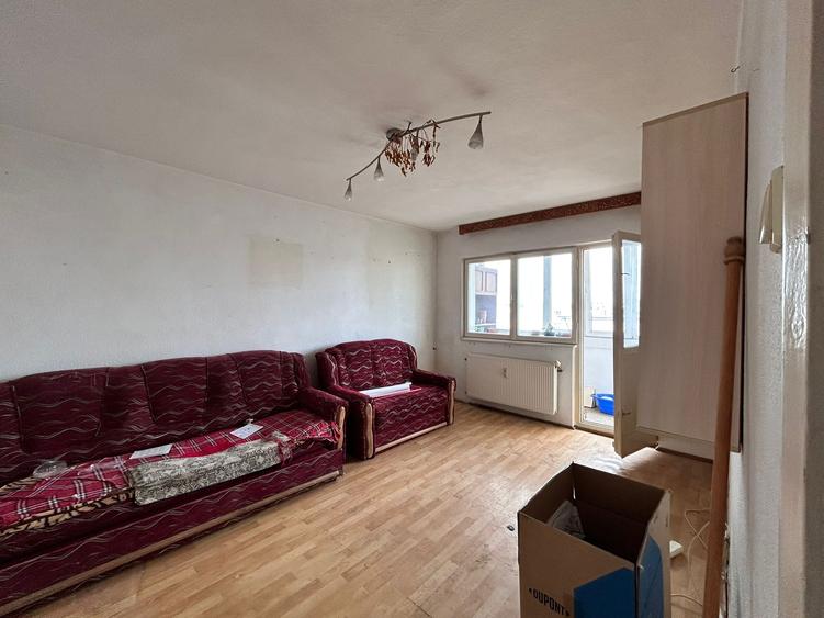 Apartament cu 2 camere decomandat, mobilat în Vest