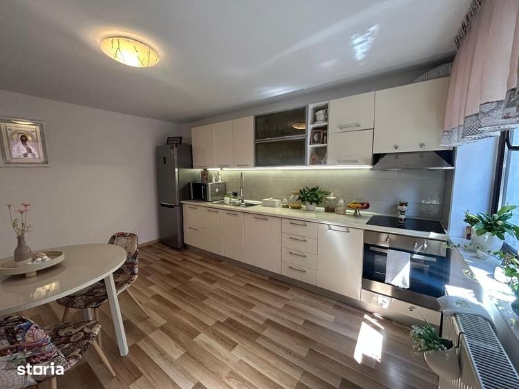 Casă cu 4 camere în Central