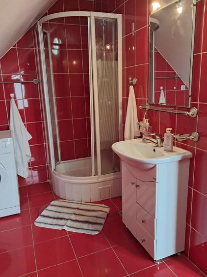 Apartament cu 3 camere în Hipodrom 2
