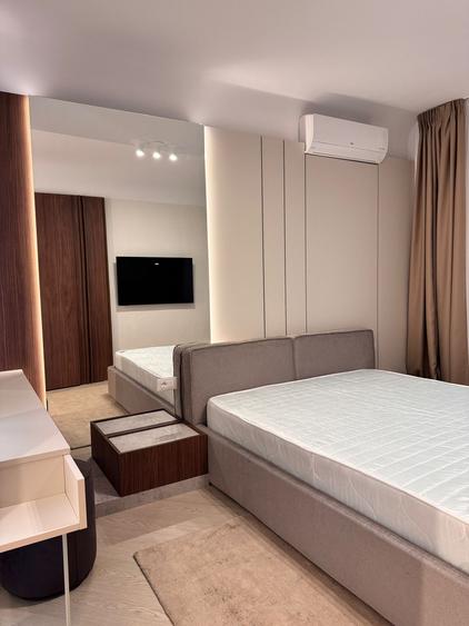 Apartament cu 3 camere decomandat în Pipera